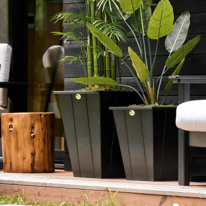 LuxCraft Elite Planter 22 inch poly outdoor planter