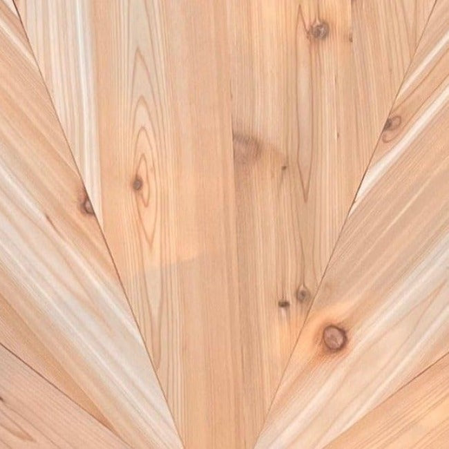 Flat Back Modern Giant in 7', Knotted Cedar, Unstained
